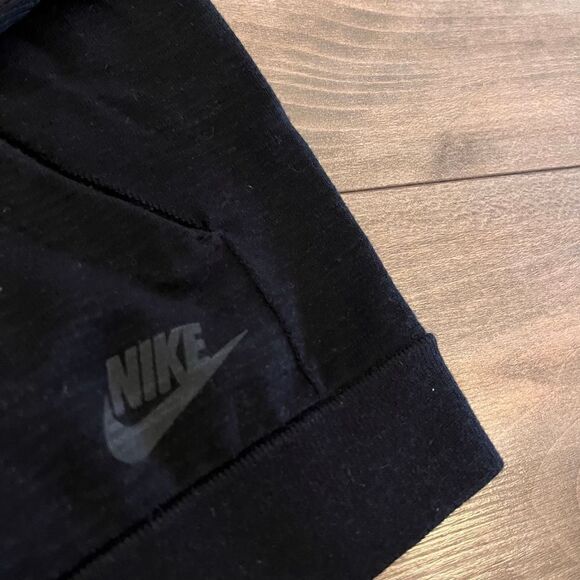 Nike Tech Black Athletic Workout Jacket Women Large - Picture 2 of 4